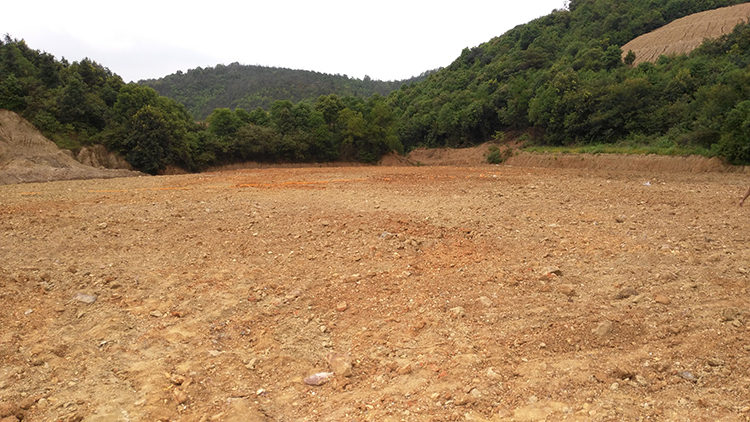 嶽陽樓區郭鎮釩礦冶煉區遺留廢渣治理工程項目二標段
