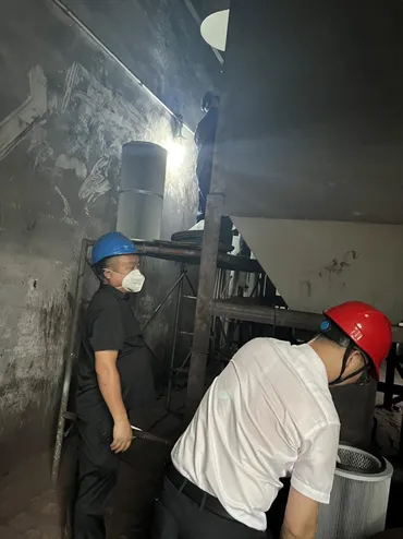 一線黨旗紅 ▏航天维多利亚老品牌vic環保裝備事業部黨員突擊隊兩天極限挑戰 鑄就品牌之光