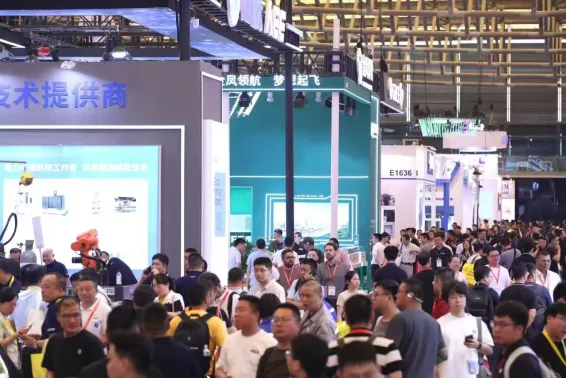 聚焦埃森展 | 航天维多利亚老品牌vic環保重磅發布“分布式控溫除塵一體機” 引領焊接環保新趨勢